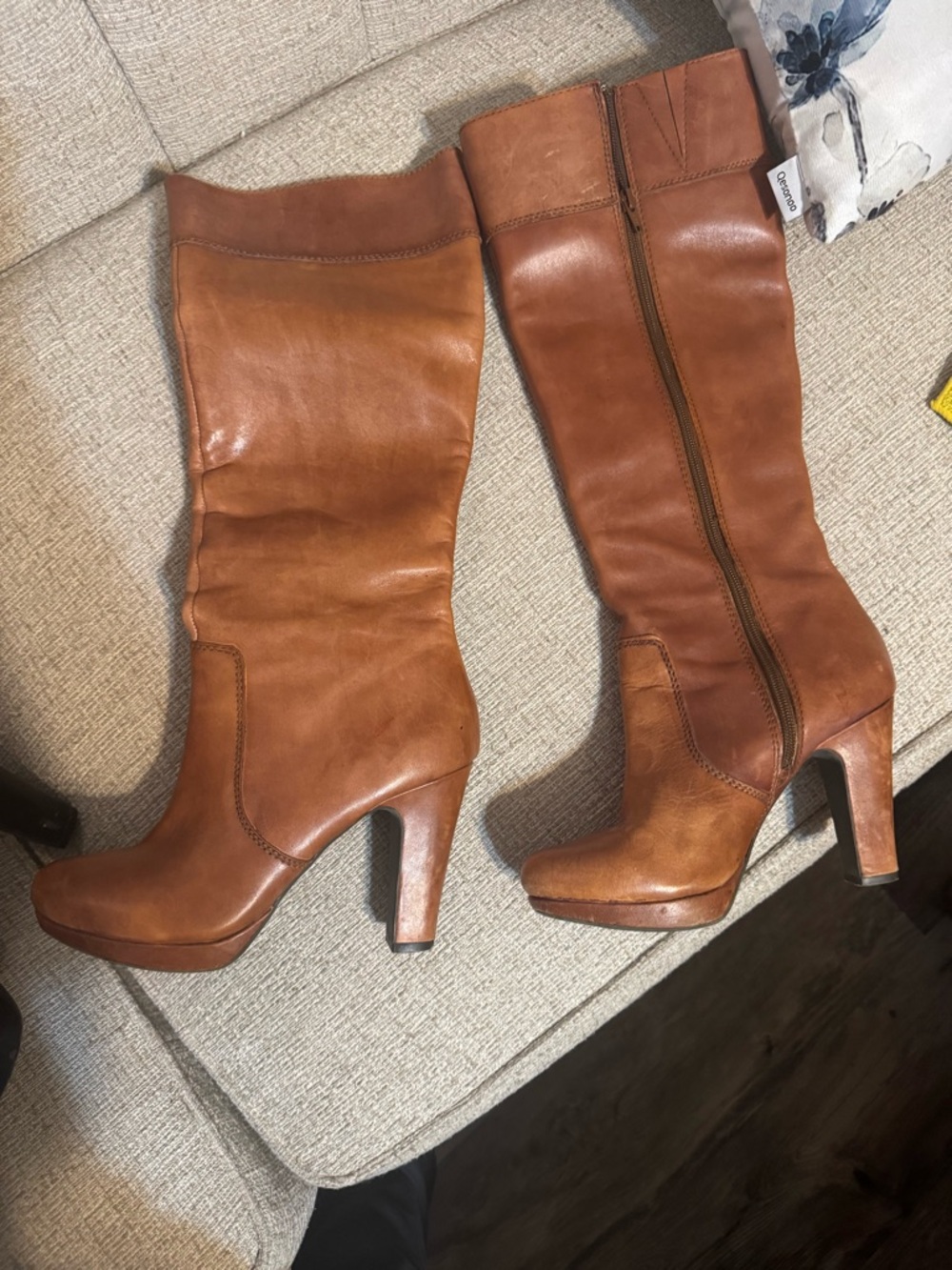 Women’s Brown Leather Knee-High Gianni Bini Heeled Boots Sz 8